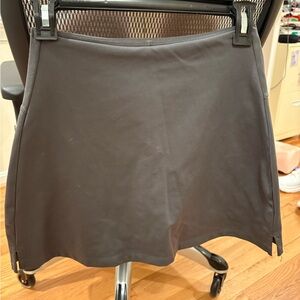 Girlfriend Collective Sport Skort in Moon